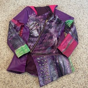 Disney Descendant prestige jacket size medium 7/8